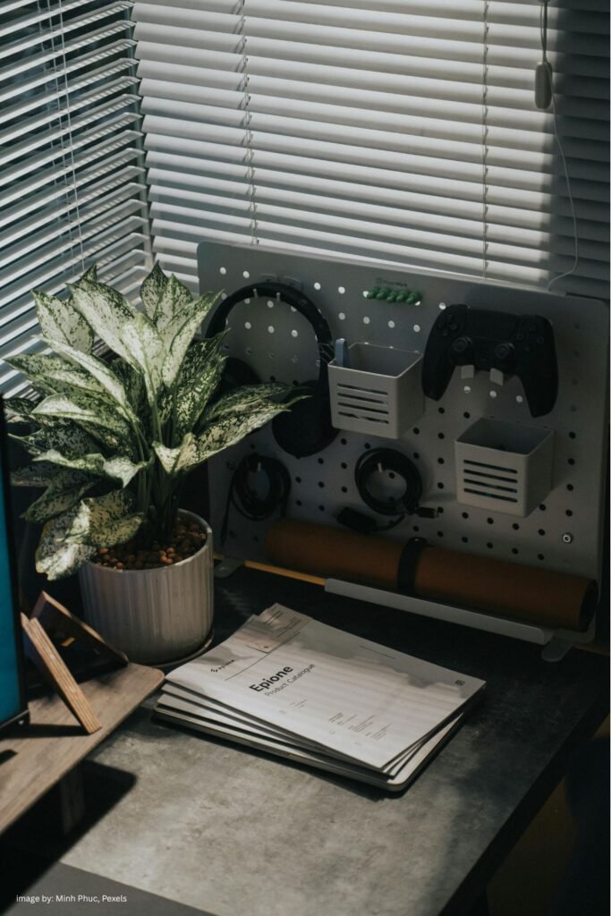 how to personalize home workspace office workstation
